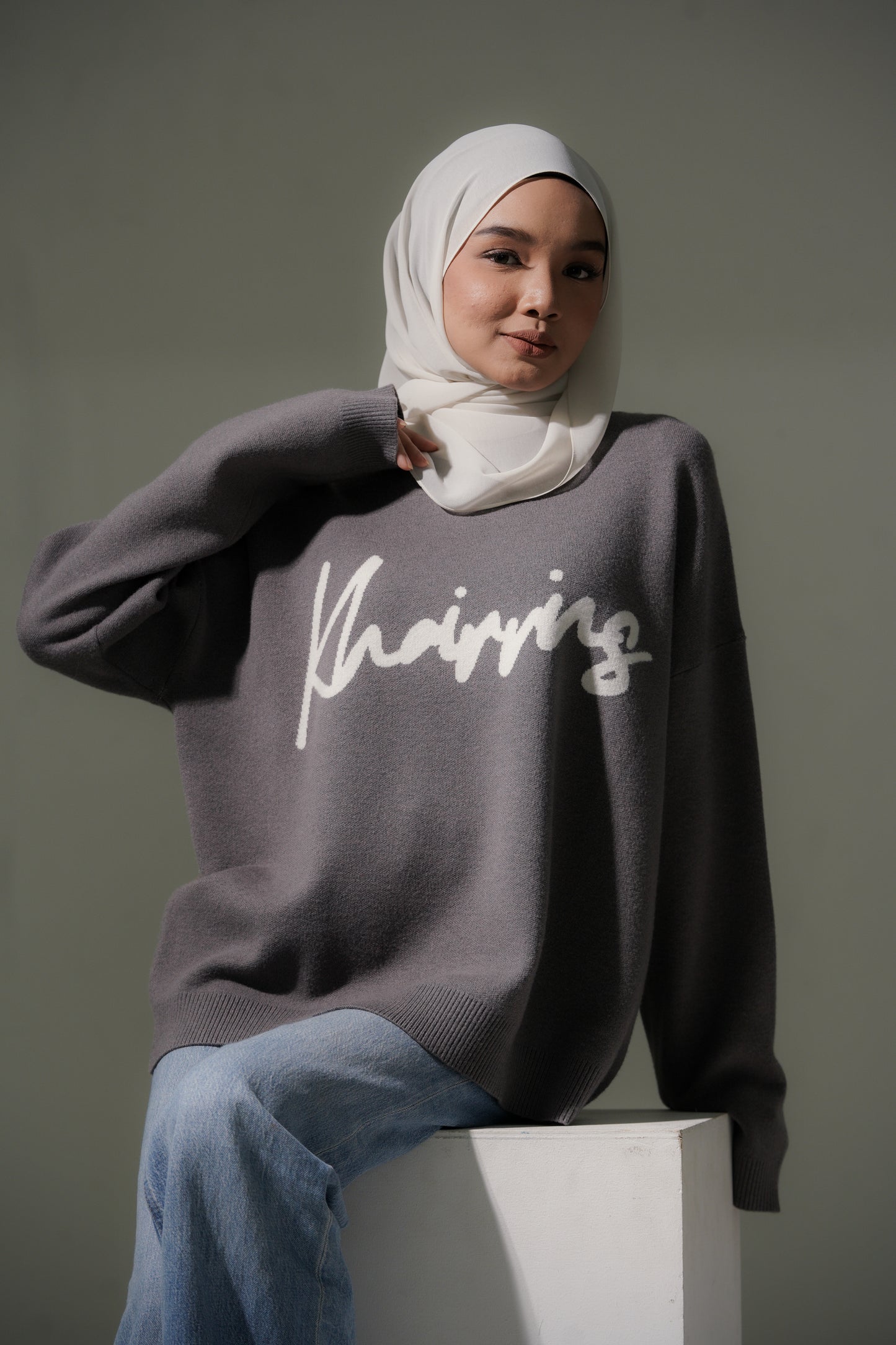 The 'Khairrins' Knit Pullover in Dark Grey