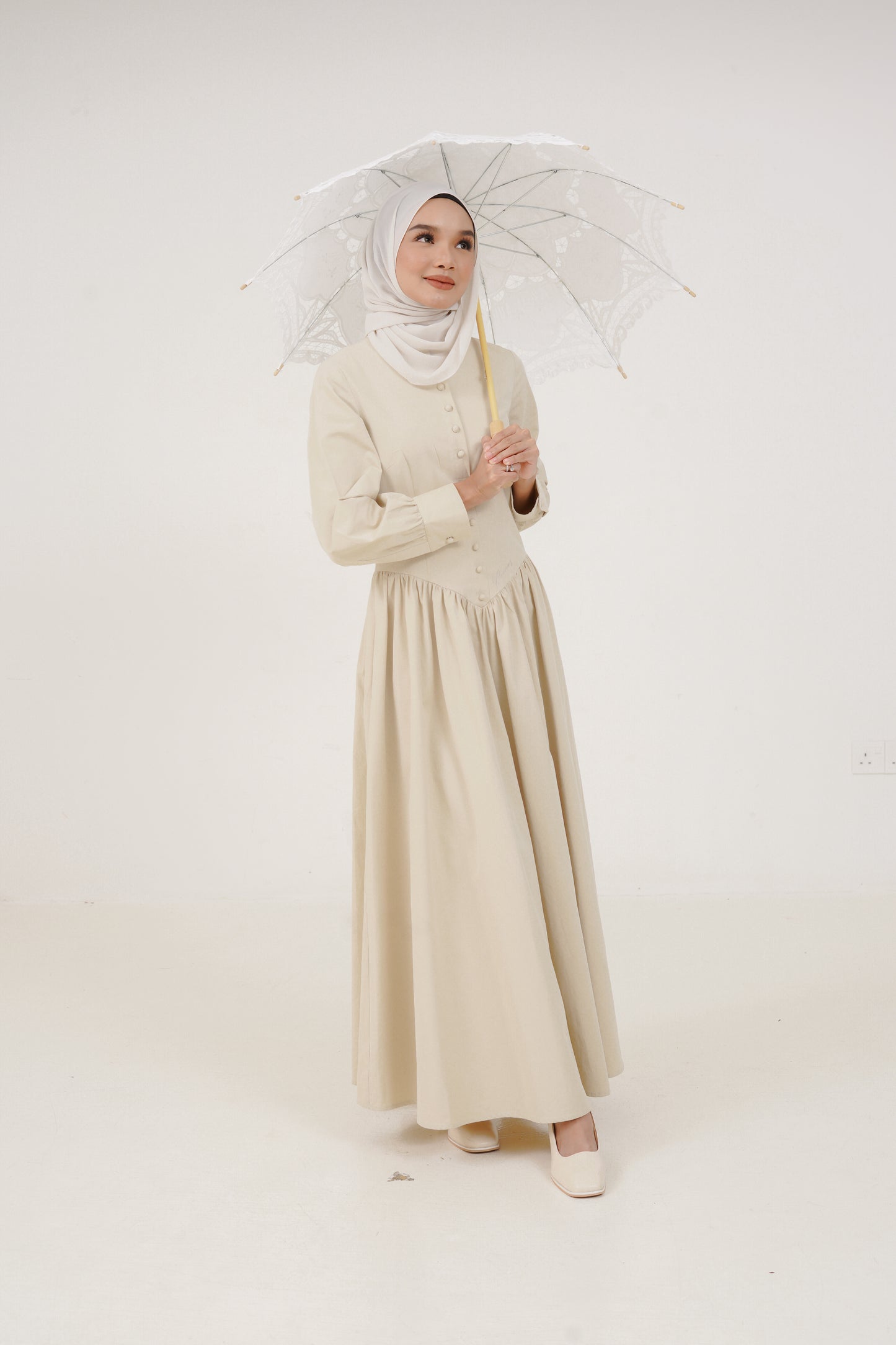 Khatherine Dress in Cream