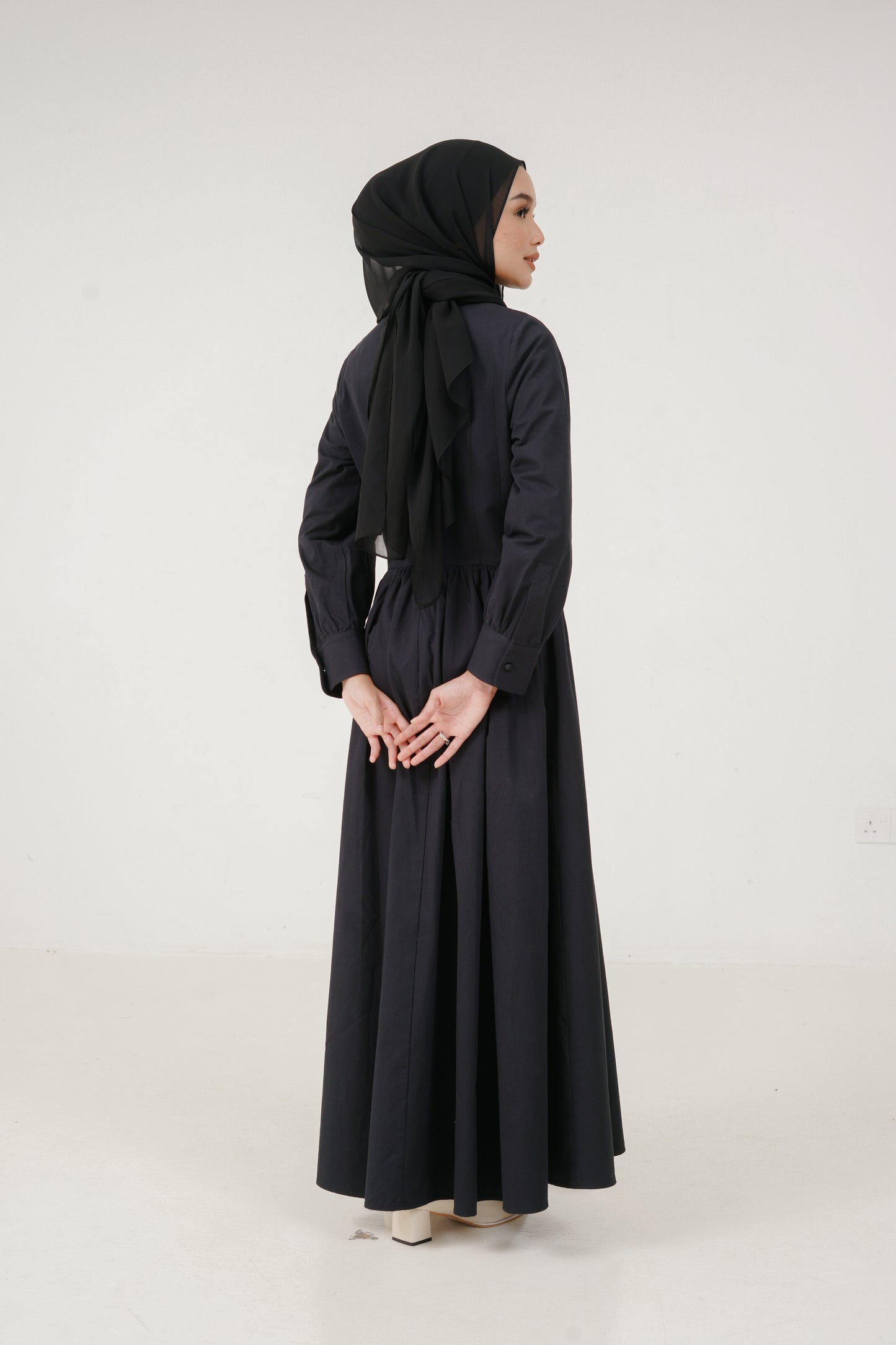 Khatherine Dress in Black