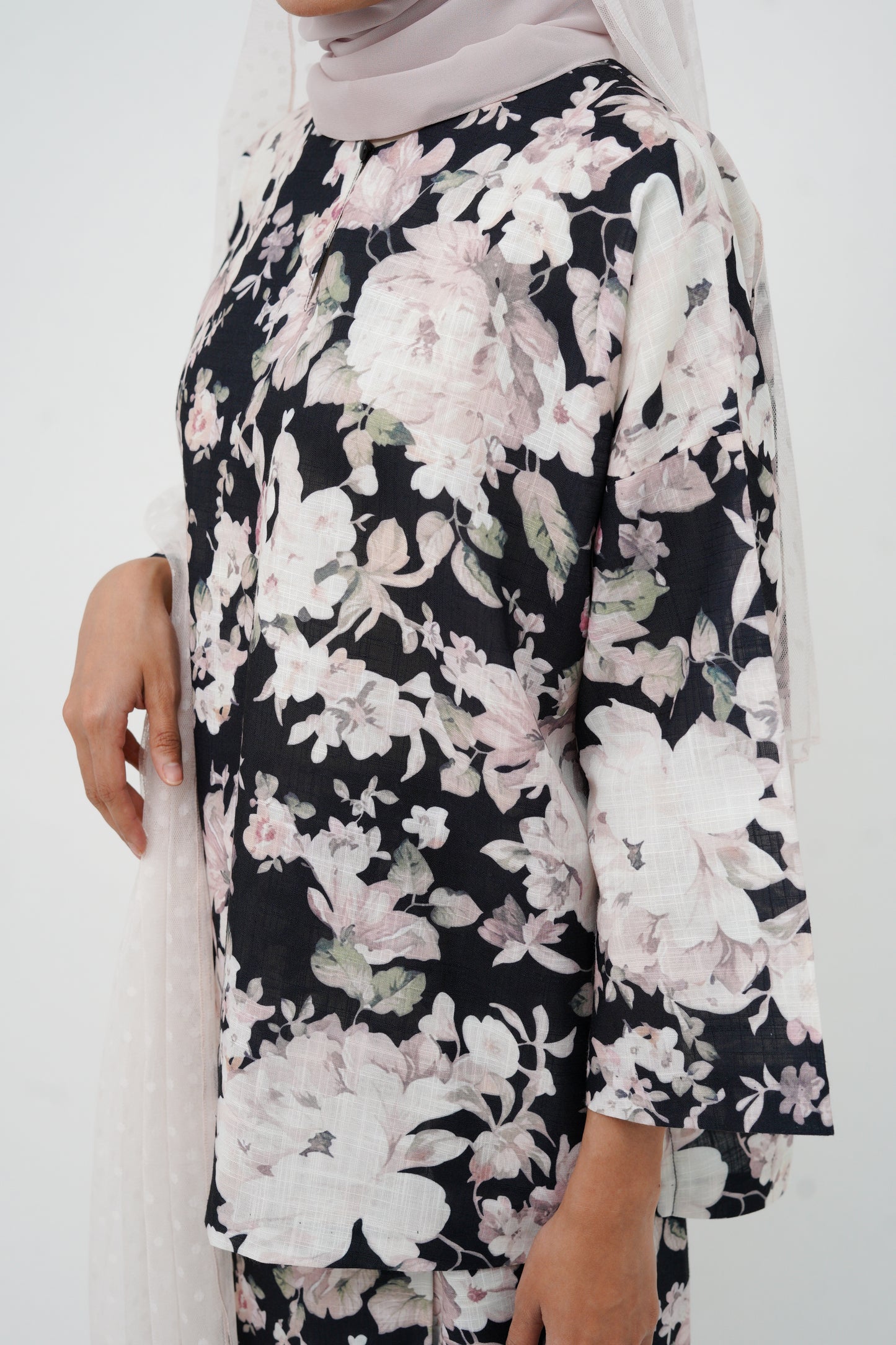 Ophelia Kurung - Black