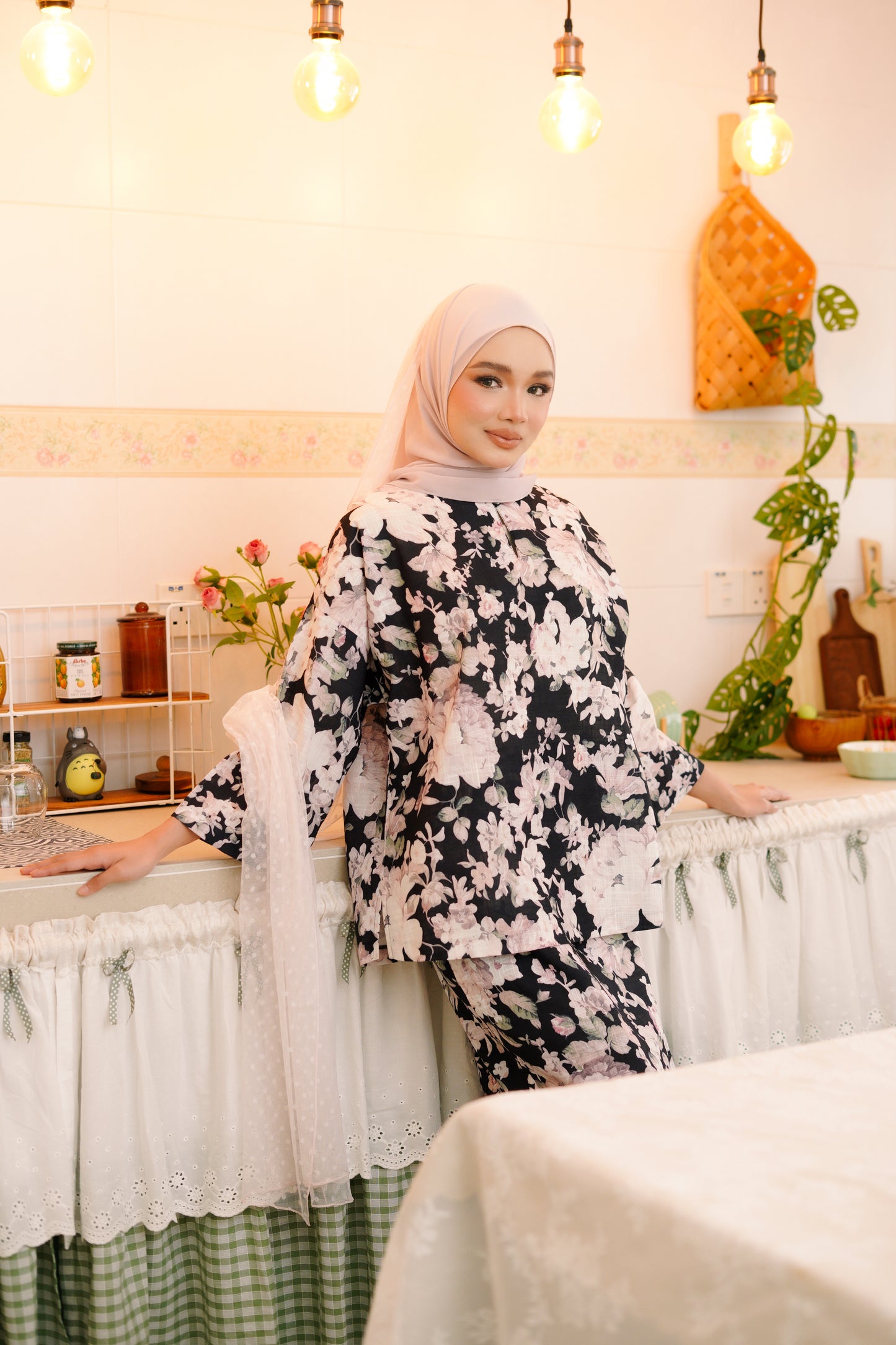Ophelia Kurung - Black